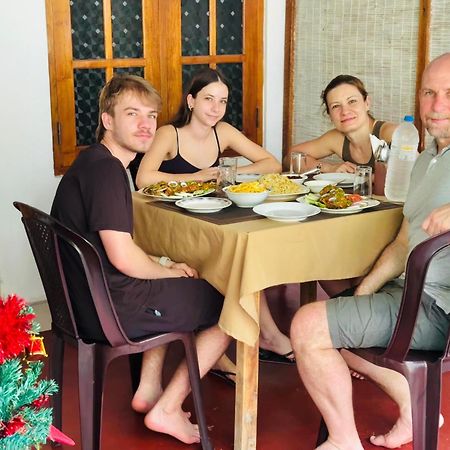 Nethmi Homestay & Restaurant Tangalle Dış mekan fotoğraf