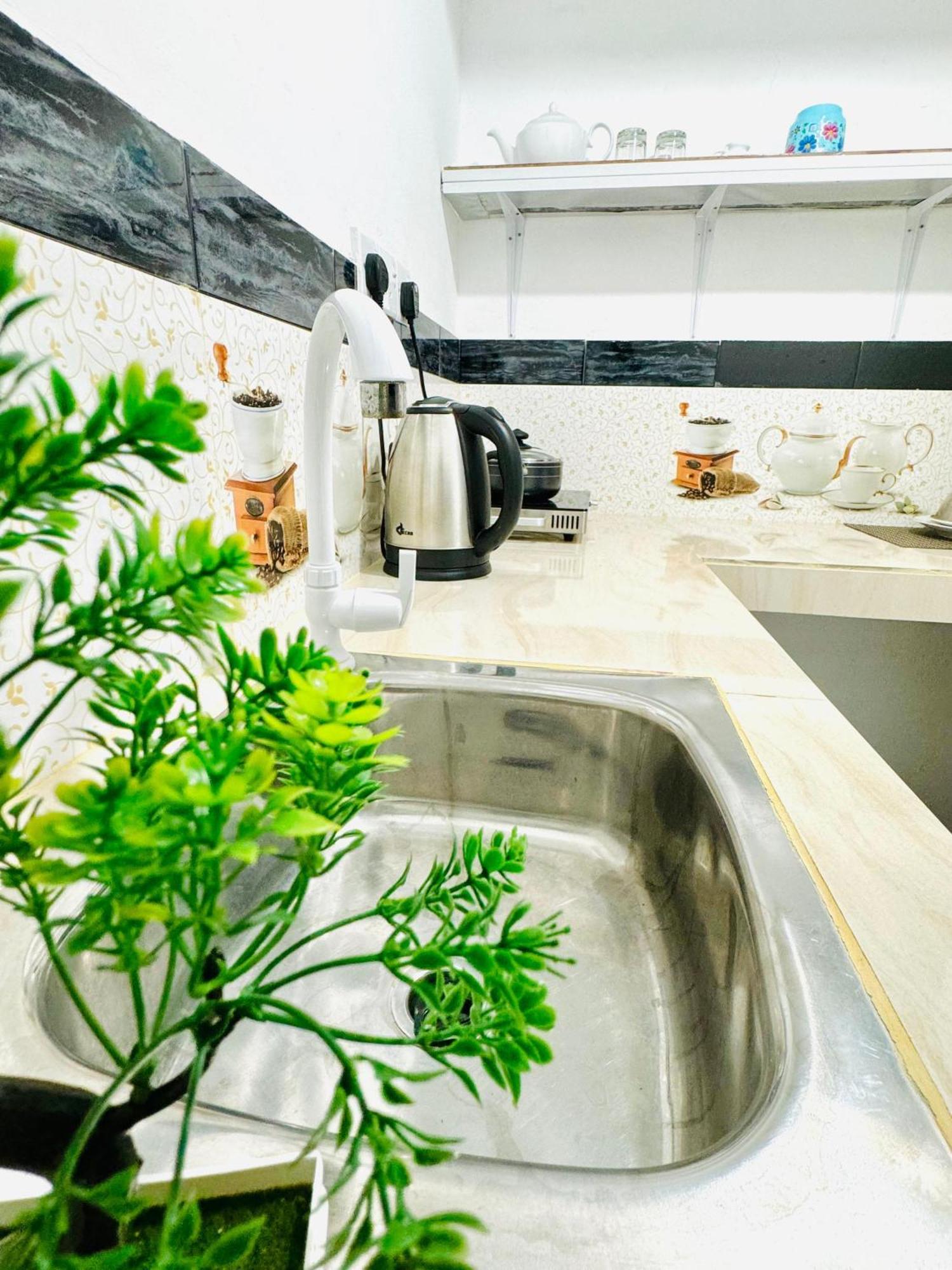 Nethmi Homestay & Restaurant Tangalle Dış mekan fotoğraf