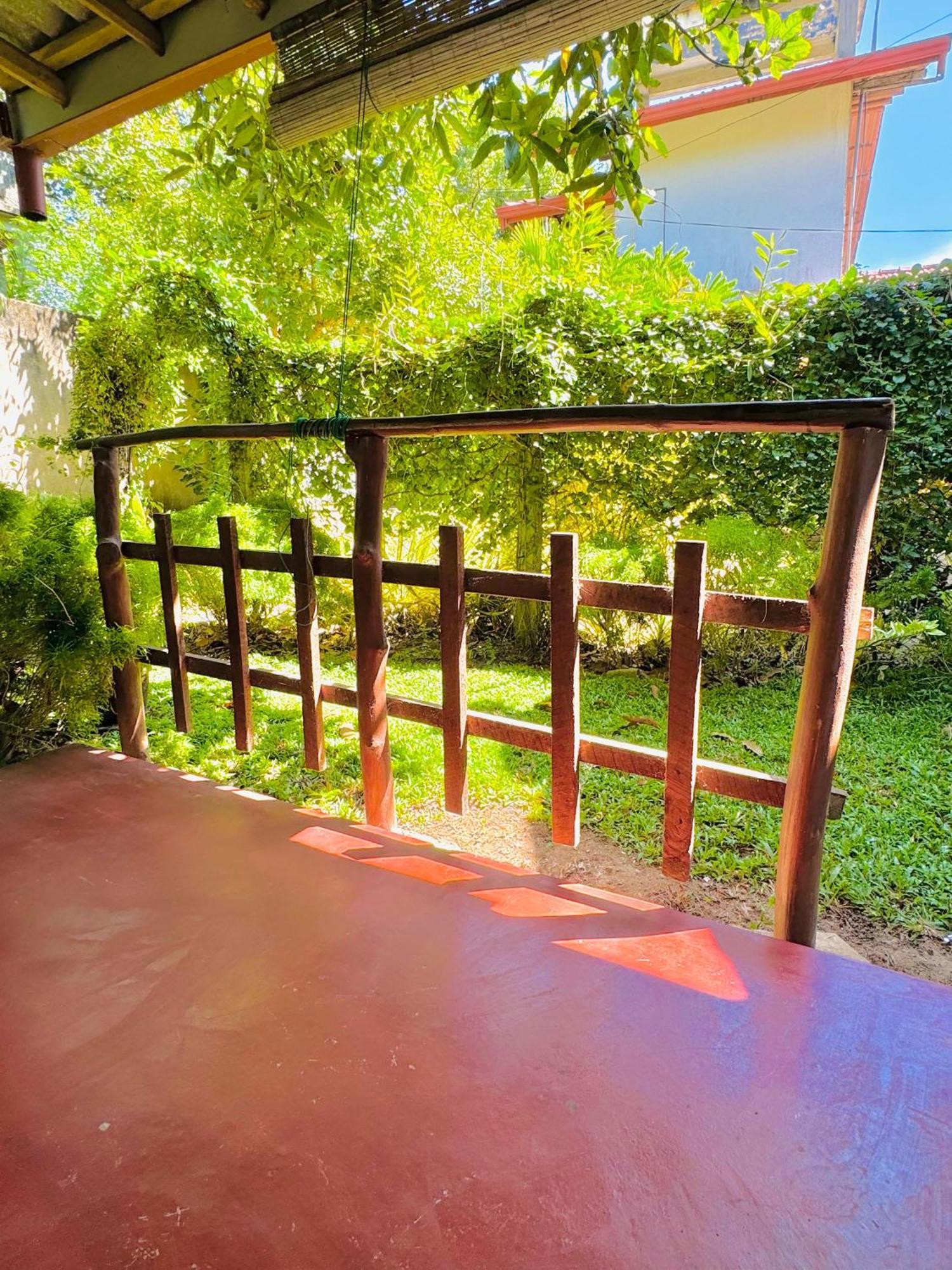 Nethmi Homestay & Restaurant Tangalle Dış mekan fotoğraf