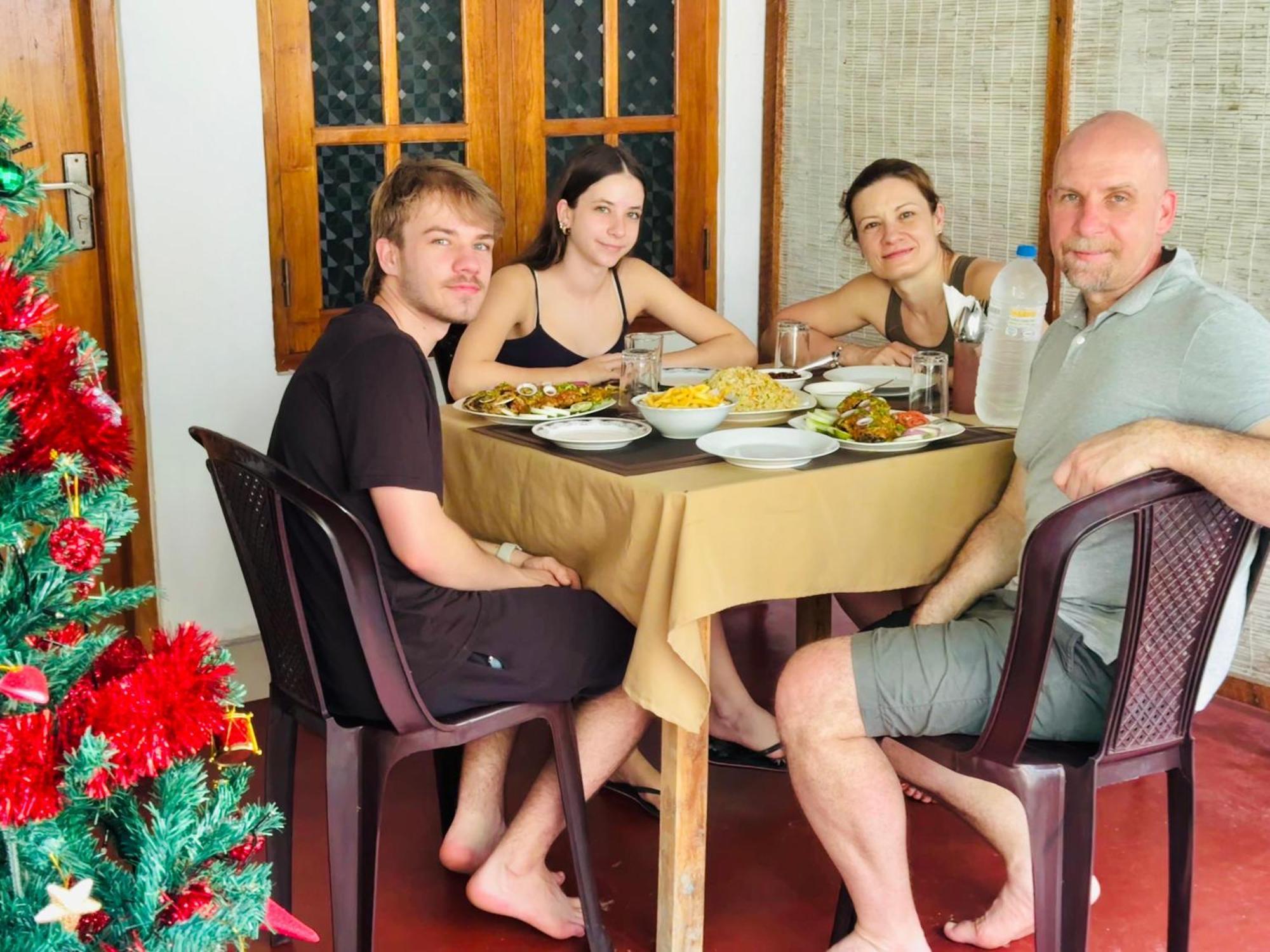 Nethmi Homestay & Restaurant Tangalle Dış mekan fotoğraf