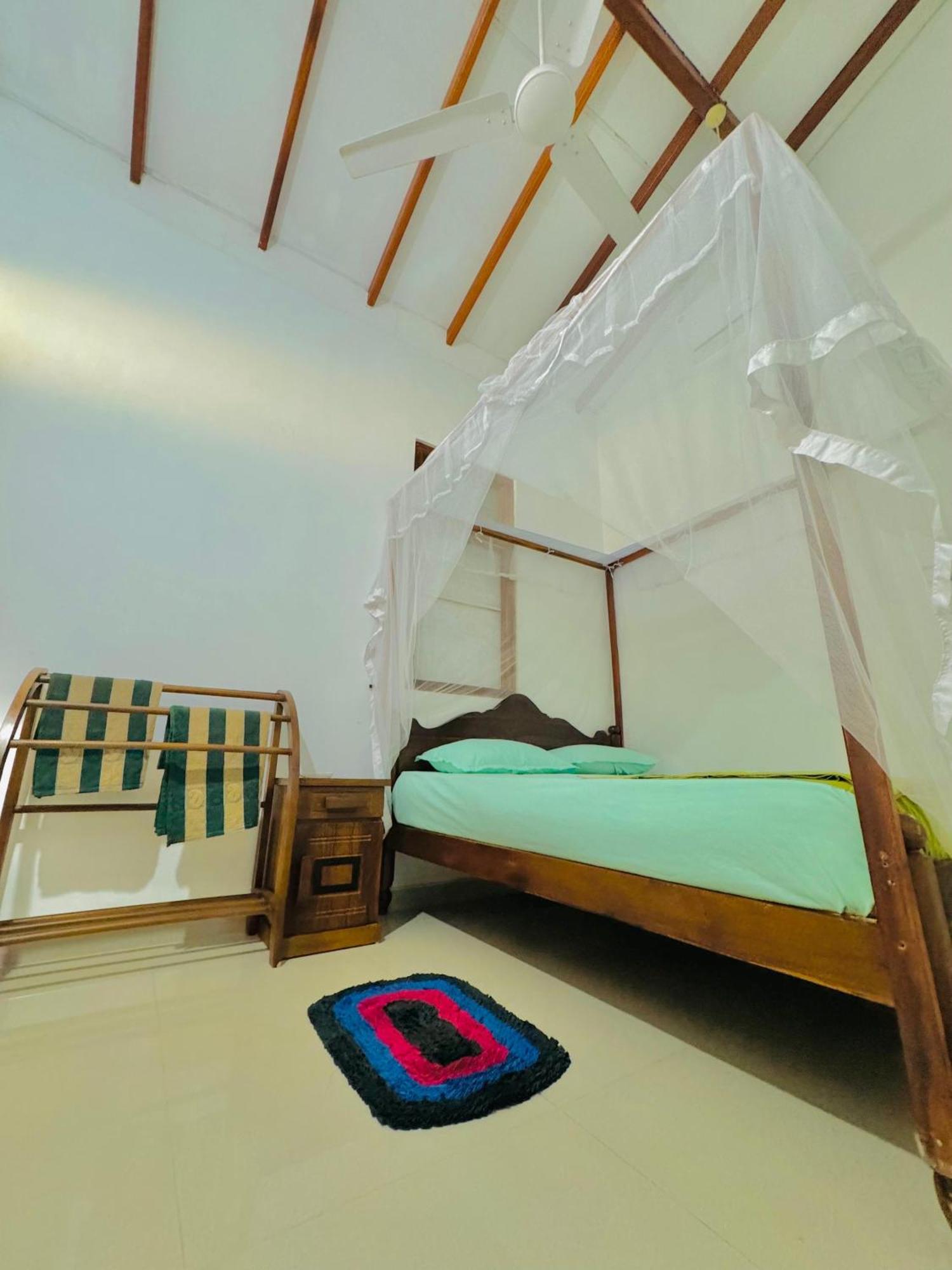 Nethmi Homestay & Restaurant Tangalle Dış mekan fotoğraf