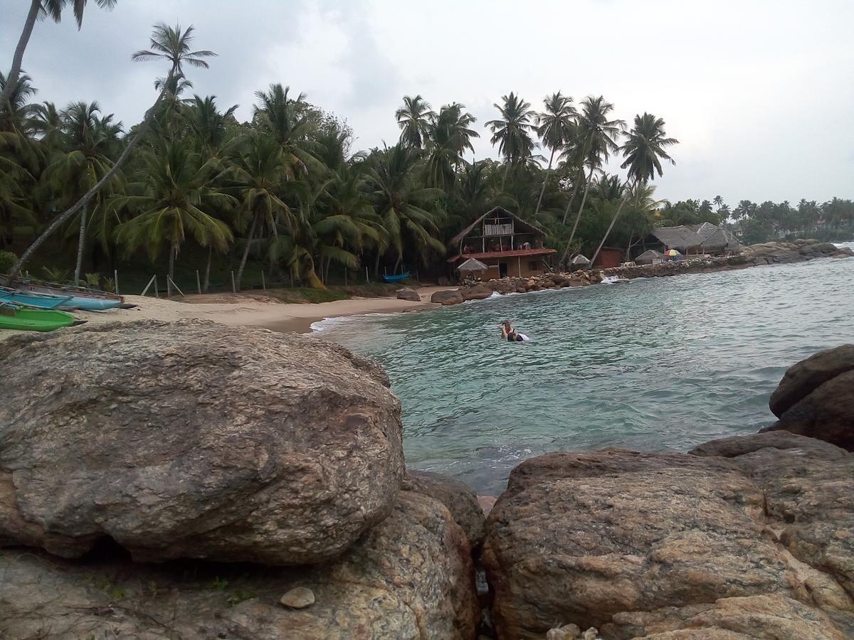 Nethmi Homestay & Restaurant Tangalle Dış mekan fotoğraf